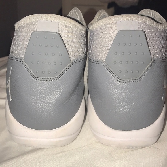 grey JORDANS - Picture 5 of 7